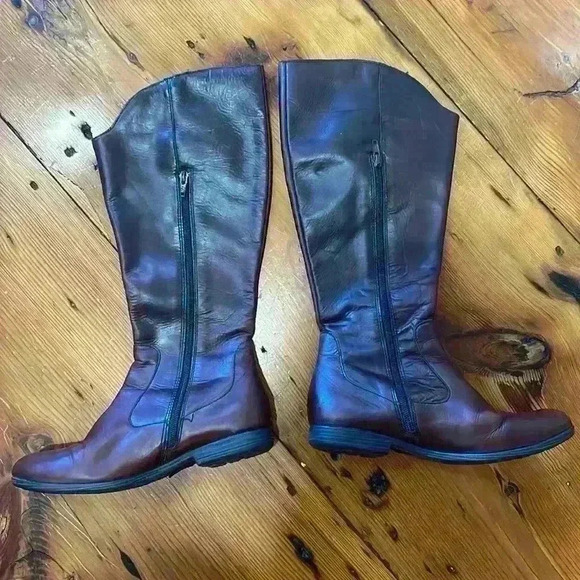 Born Brown Donya Tall Boots Leather Upper Size 7/38 M/W B73706 - Picture 3 of 12